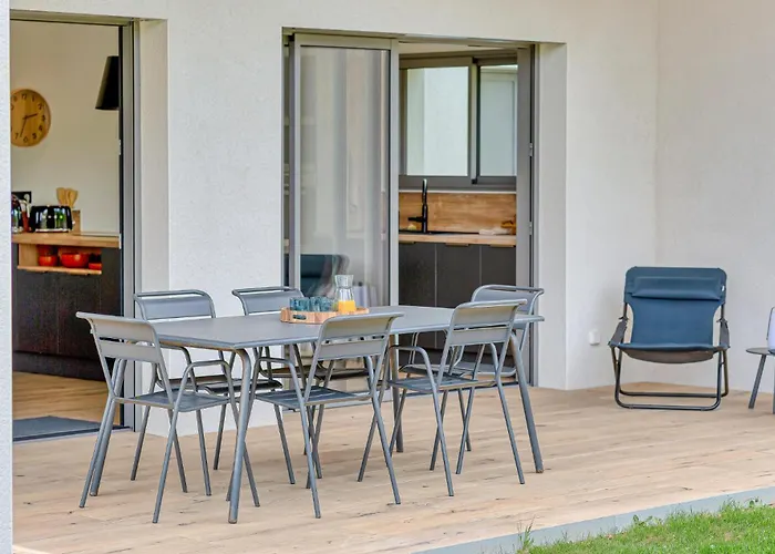 Holiday home Les Oyats Saint-Germain-sur-Ay